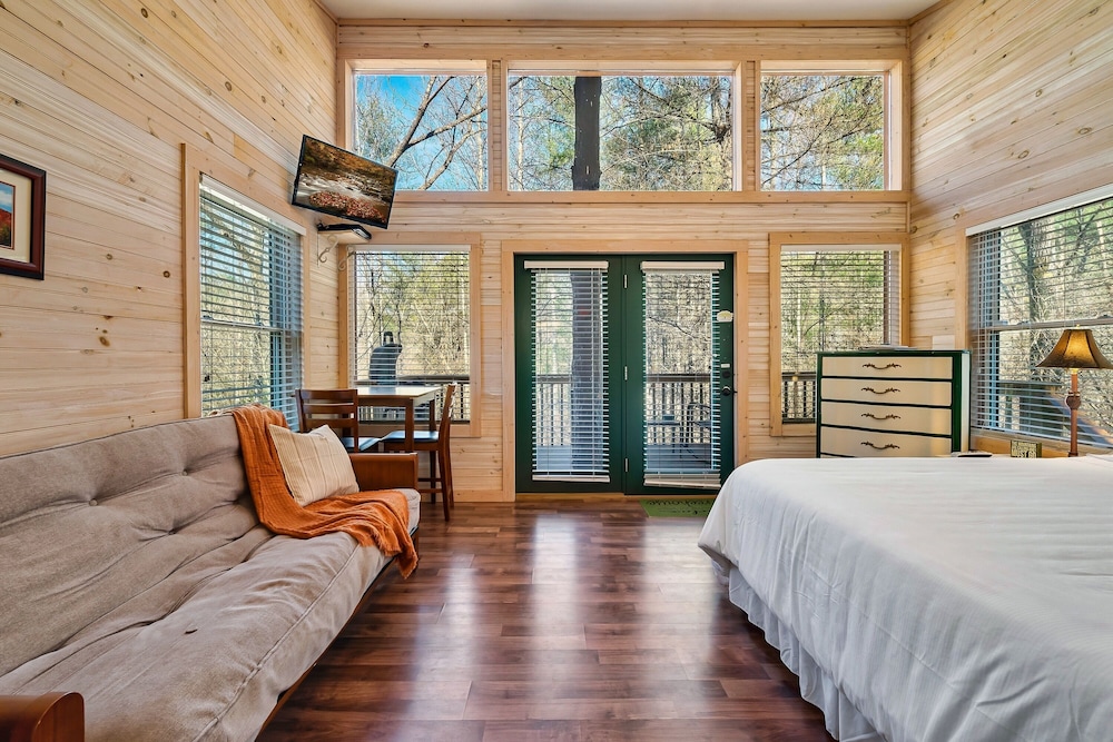 Rivers Edge Treehouses - photo 20