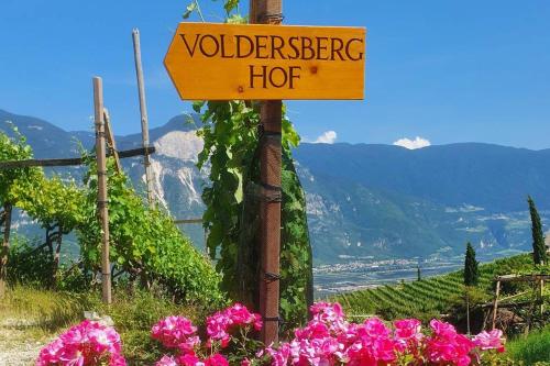Für 4 6 Wohnhaus im Weinberg Voldersberghof — 4-Star Luxury Hotel in Cortaccia Sulla Strada Del Vino, Italy