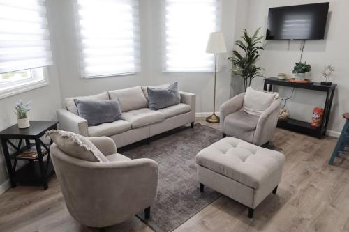 8Br 4Ba Home Near Nyc Sleeps 16 — Irvington — photo 3