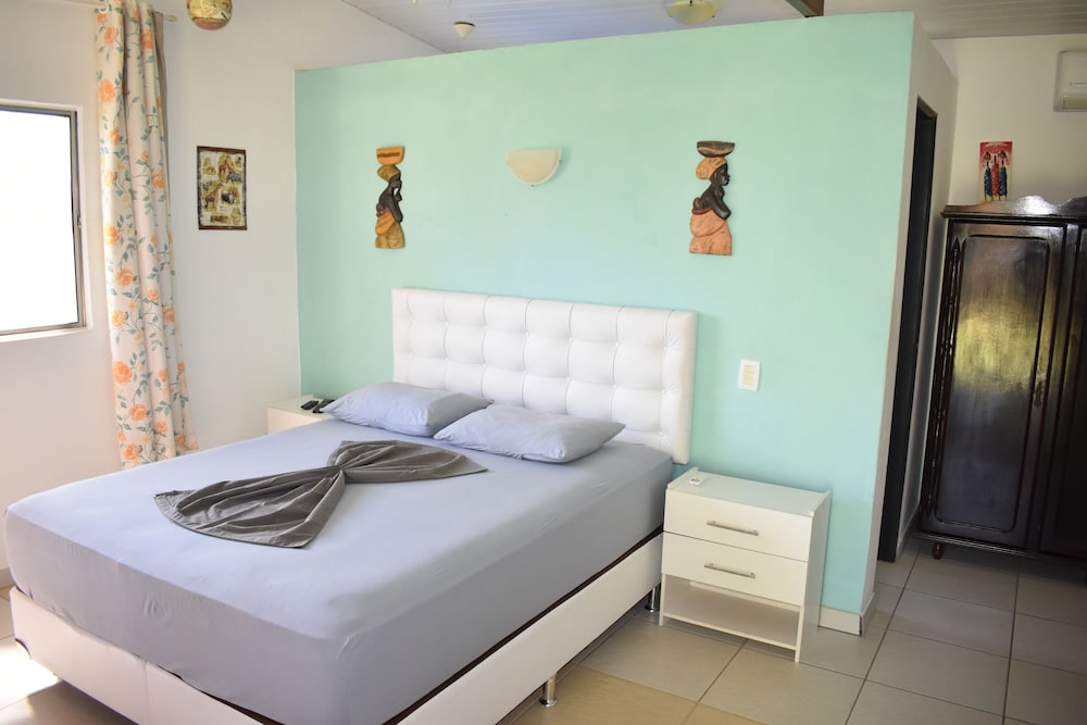 Hotel Pousada Rancho Fundo in Camacari, Brasil