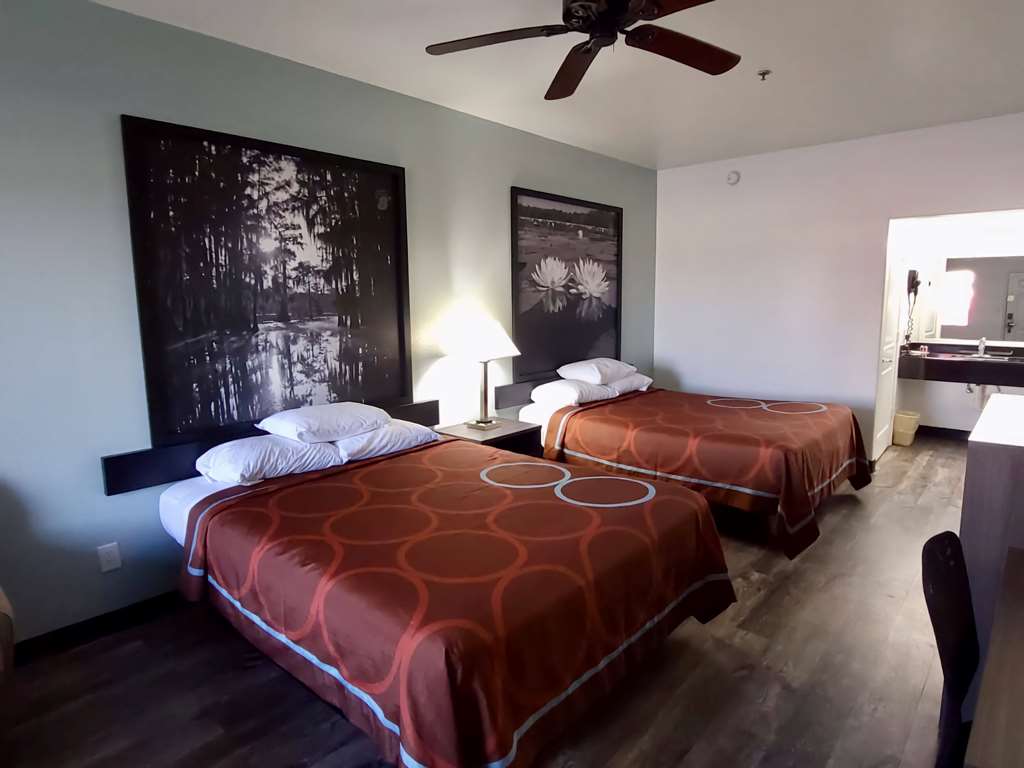 Super 8 by Wyndham Forney East Dallas - photo 10