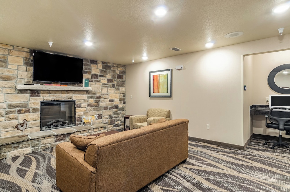 Cobblestone Inn & Suites Bridgeport - photo 3