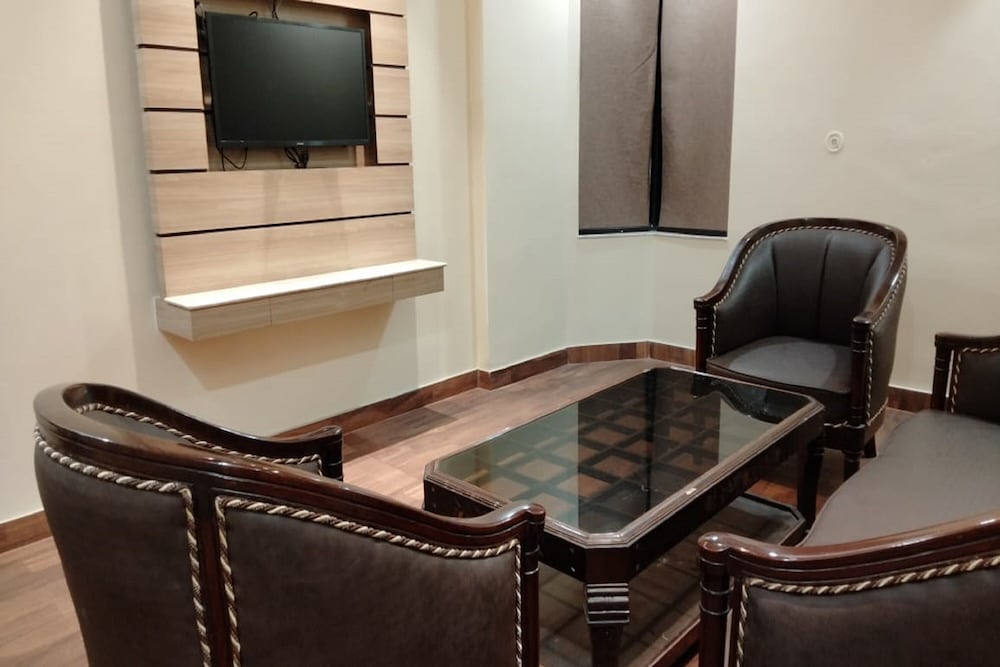 Hotel Park Regency in Gorakhpur, India