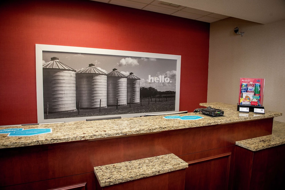 Hampton Inn Plover Stevens Point - photo 4