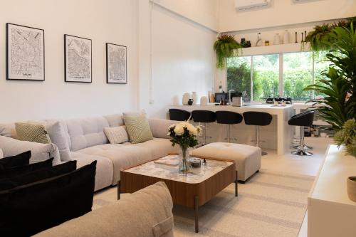Venus I 7 Bedrooms ן Old City I Daily Housekeeping — 4-Star Luxury Hotel in Chiang Mai, Thailand