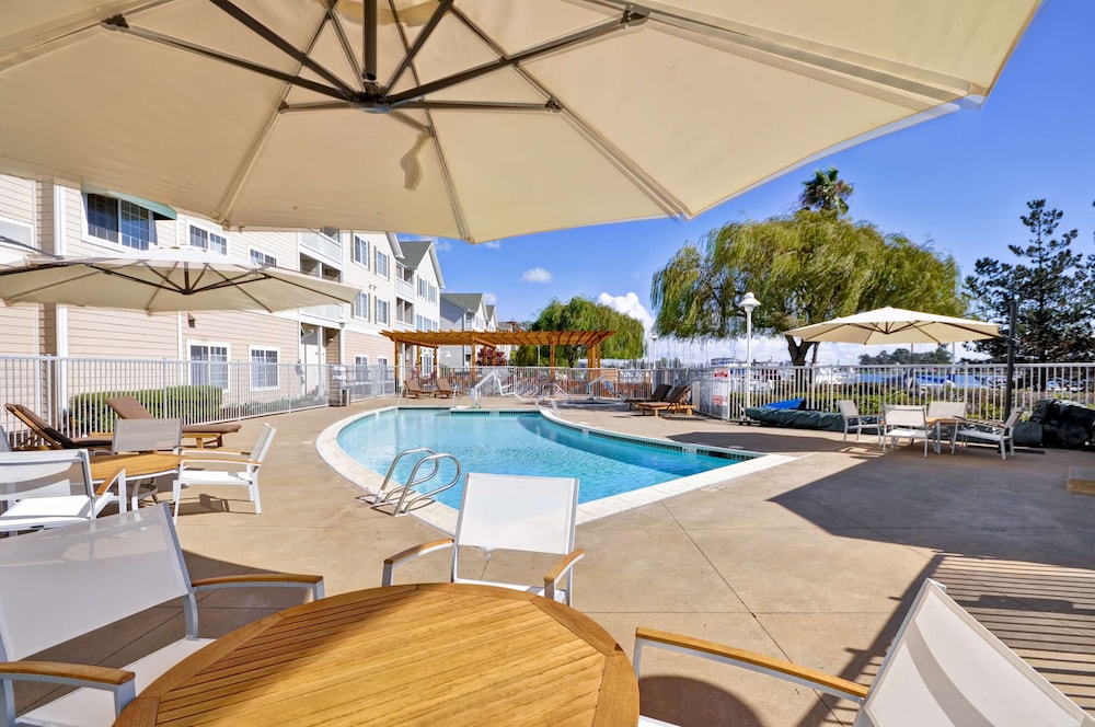 Homewood Suites by Hilton Oakland Waterfront - photo 39