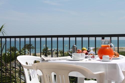 Residence Ada — 4-Star Luxury Hotel in Grottammare, Italy