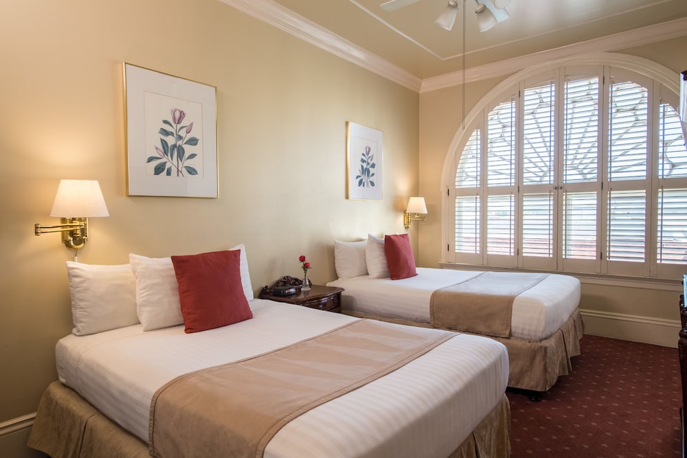 The Monterey Hotel - photo 16