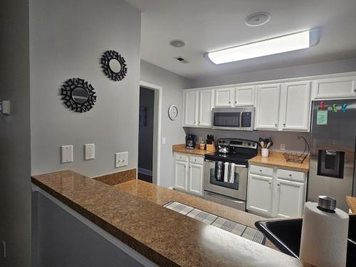 Spacious 3 BR Retreat in Leland — Leland — photo 3
