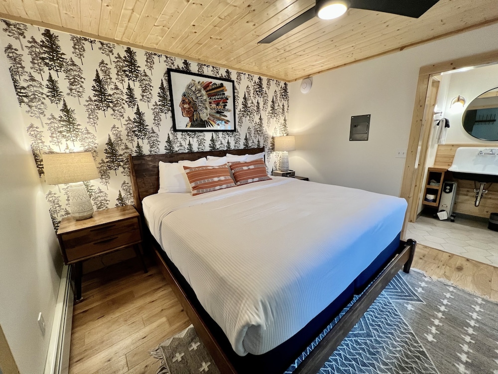 Thomsonite Beach Inn - photo 28