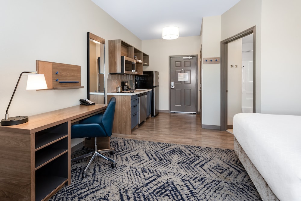 Candlewood Suites Grand Junction NW - photo 34