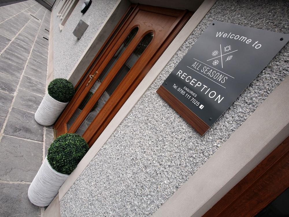 All Seasons — 4-Star Luxury Hotel in Portrush, United Kingdom