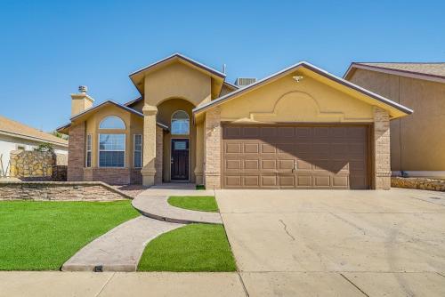 20 Mi to Dtwn El Paso Pet Friendly Retreat in El Paso, United States