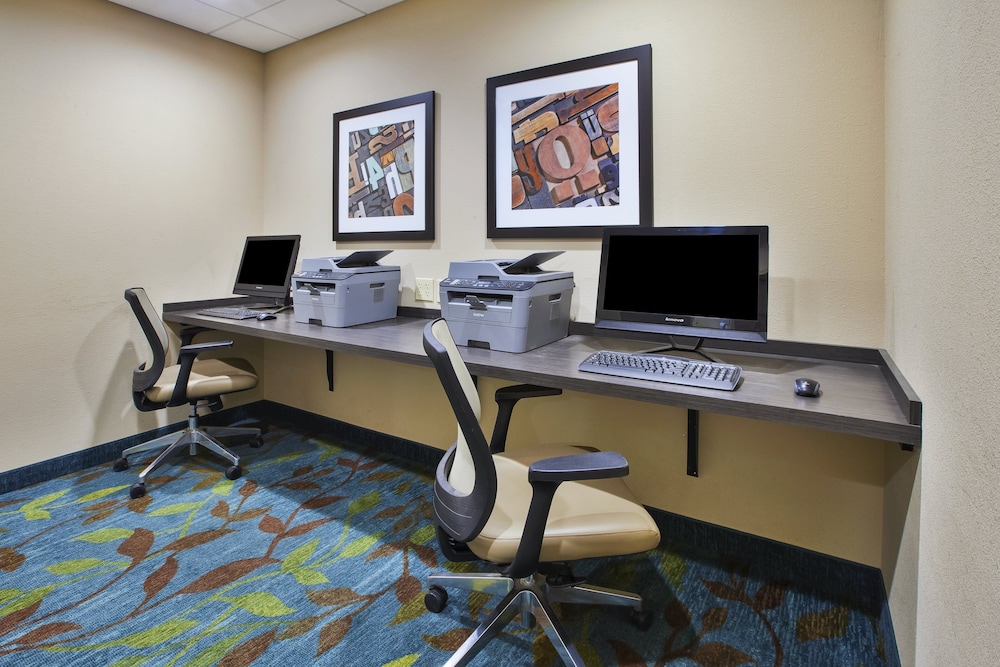 Candlewood Suites Morgantown Univ West Virginia By Ihg - photo 28