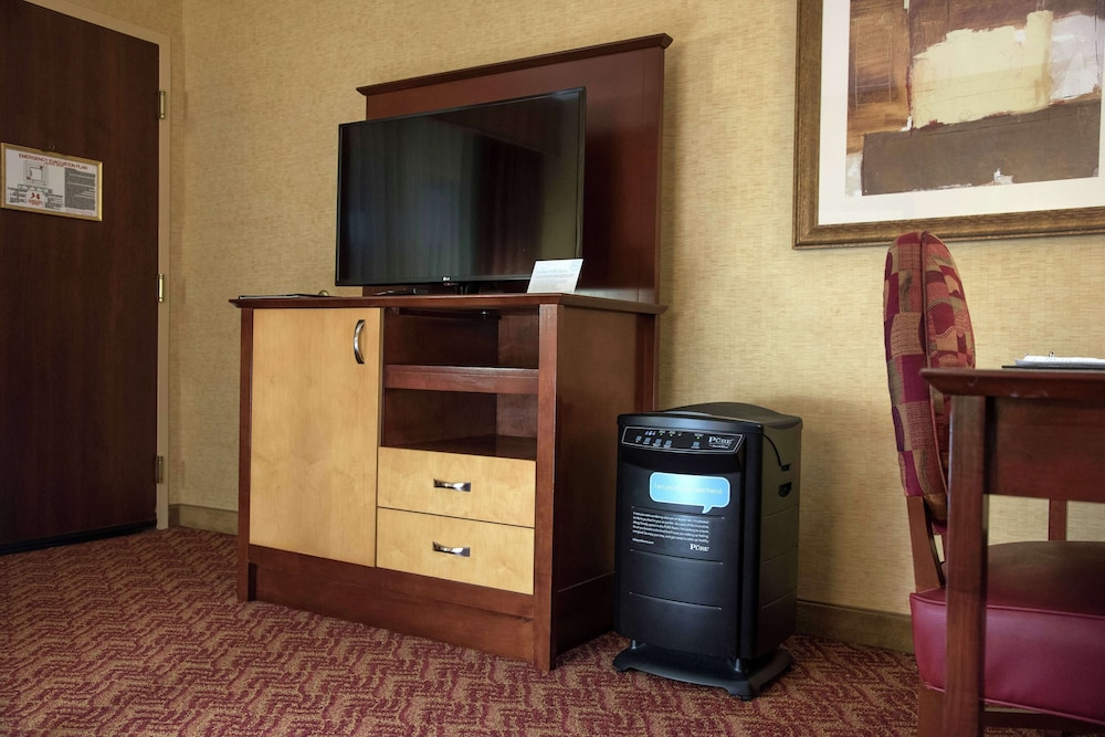 Embassy Suites by Hilton Charlotte Concord Golf Resort & Spa - photo 19