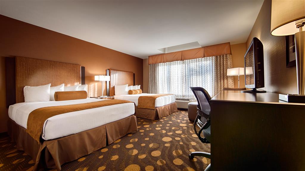 Best Western Plus Suites Hotel Coronado Island - photo 6