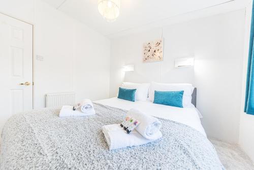 Thirlmere 4 Luxury Lodge at White Cross Bay Windermere — 4-Star Luxury Hotel in Windermere, United Kingdom