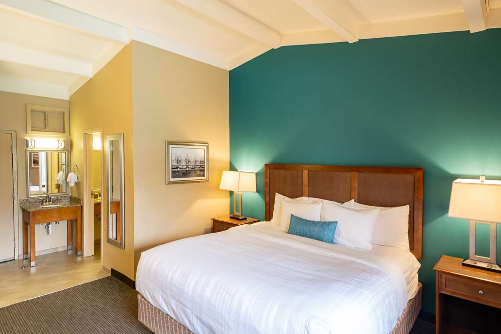 Best Western Charleston Inn - featured photo