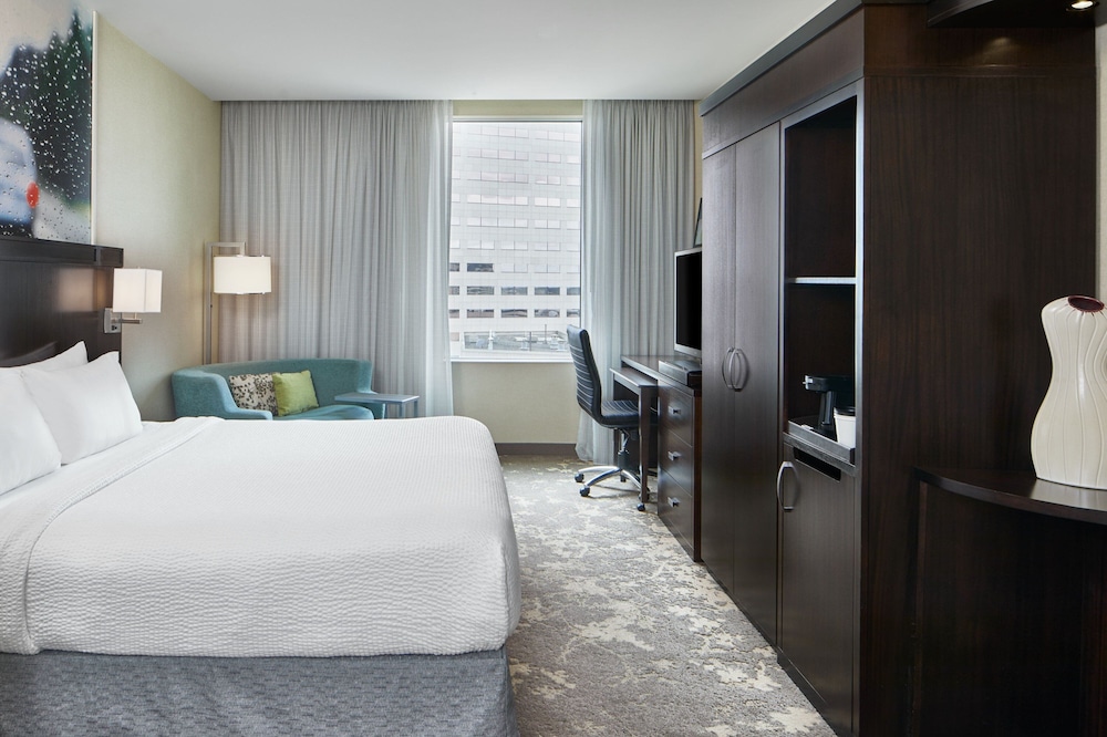 Courtyard by Marriott Portland City Center - photo 16