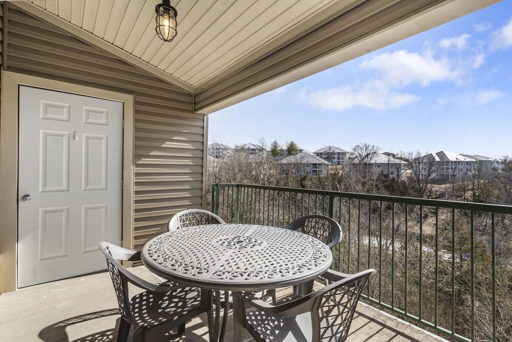 Suite Outlook Resort Amenities Penthouse Close to Downtown Updated - photo 36
