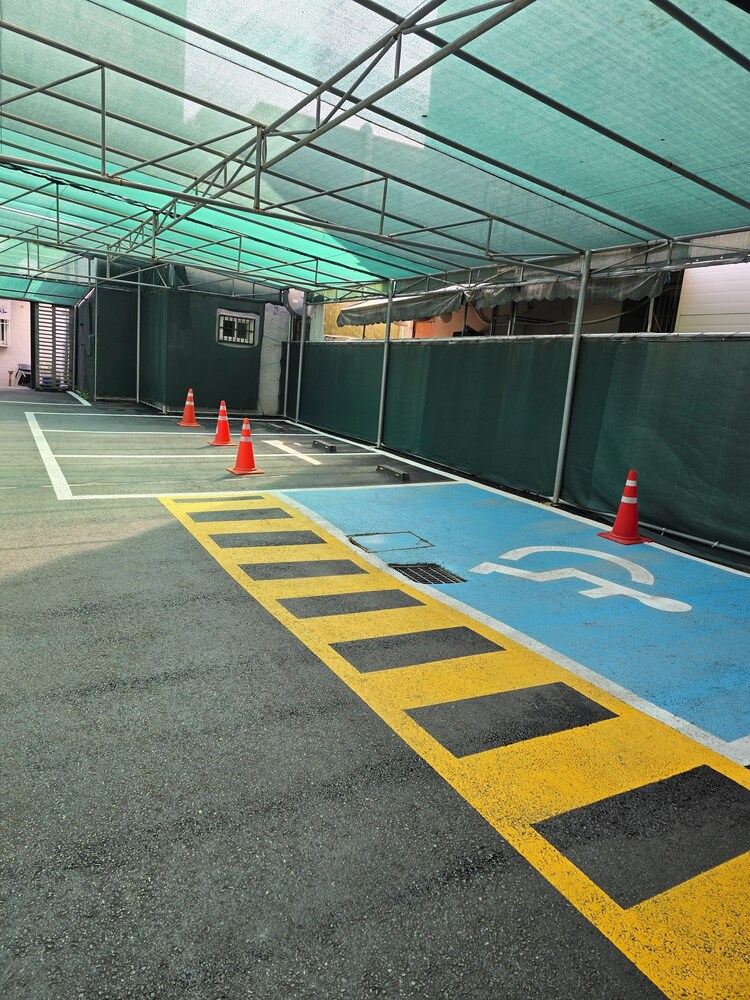 Busanjin Brown Dot hotel - last minute hotel in Busan