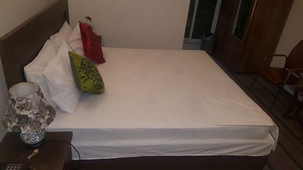 Diamond Hotel - carbon neutral hotel in Lahore