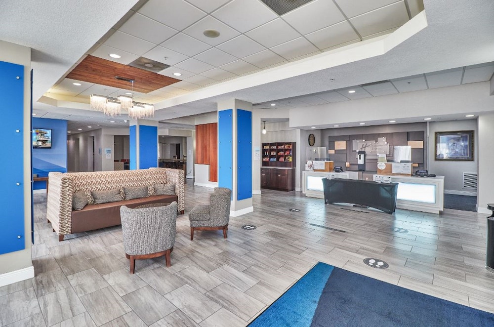 Holiday Inn Express Hotel & Suites Clearwater Us 19 N by IHG - photo 50