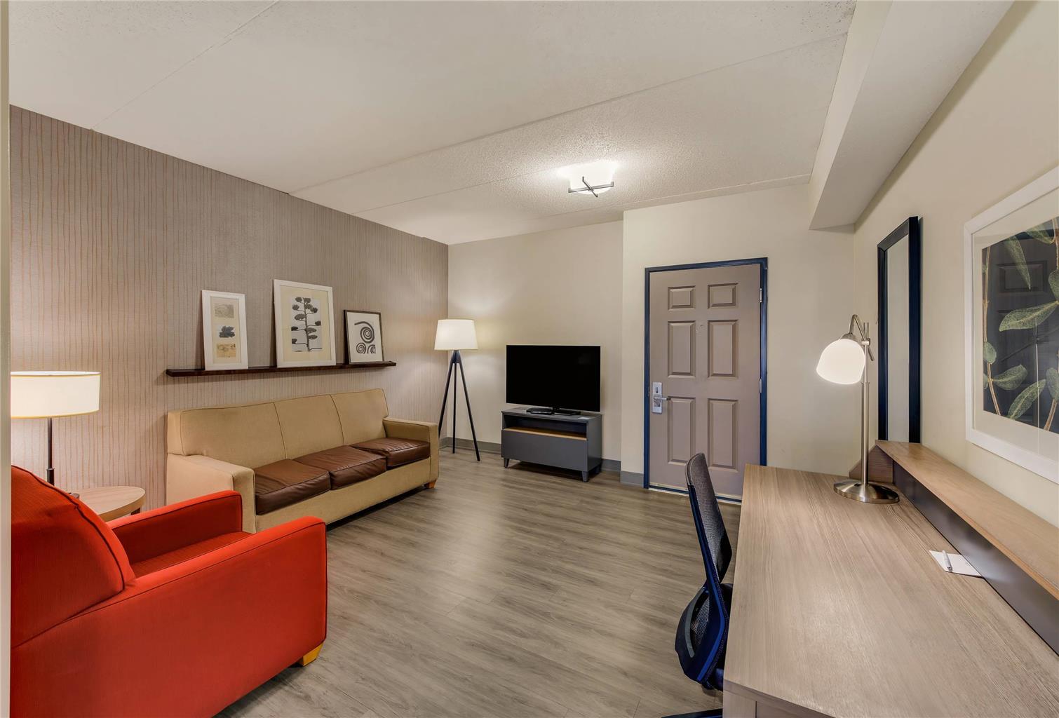 Country Inn & Suites by Radisson Findlay OH - photo 40