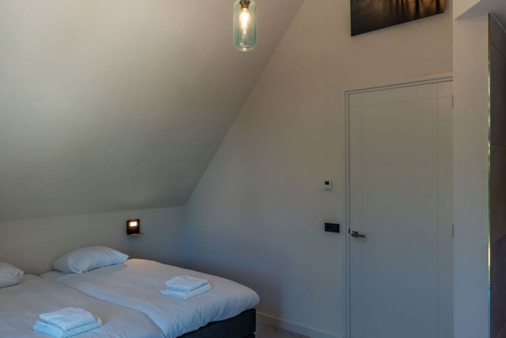 Chalet in Texel near Forest & Beach — Den Burg — photo 3