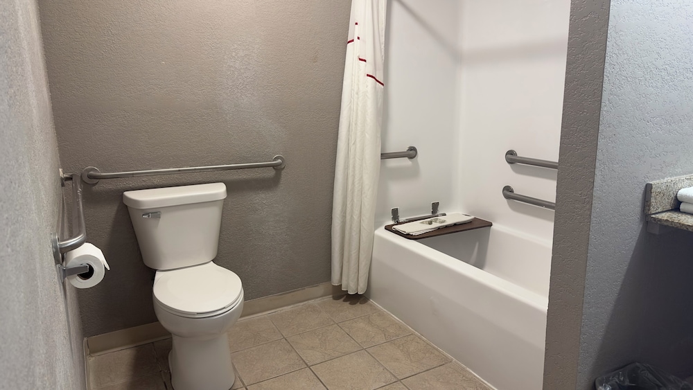 Red Roof Inn Anderson IN - photo 50