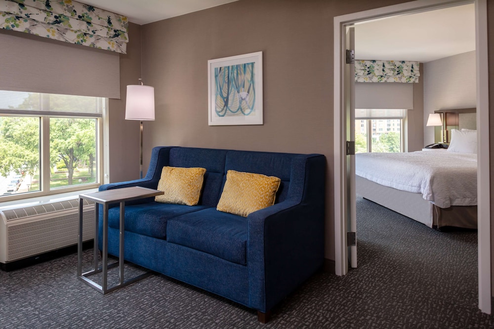 Hampton Inn & Suites Arlington Crystal City DCA - photo 25