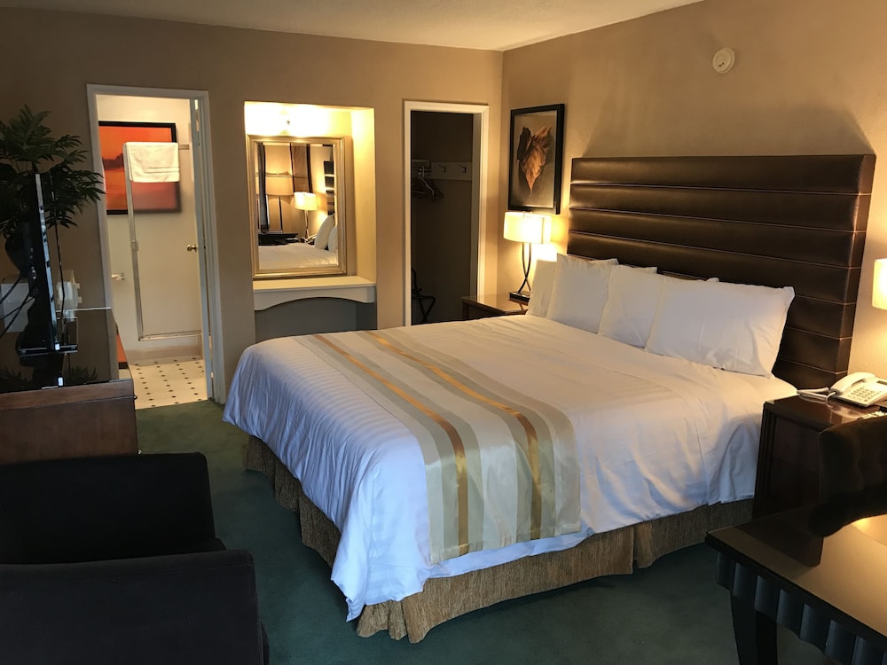 Discovery Inn - carbon neutral hotel in Grants Pass