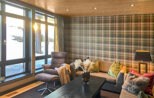 Amazing Apartment In Noresund With Wifi — 4-Star Luxury Hotel in Noresund, Norway