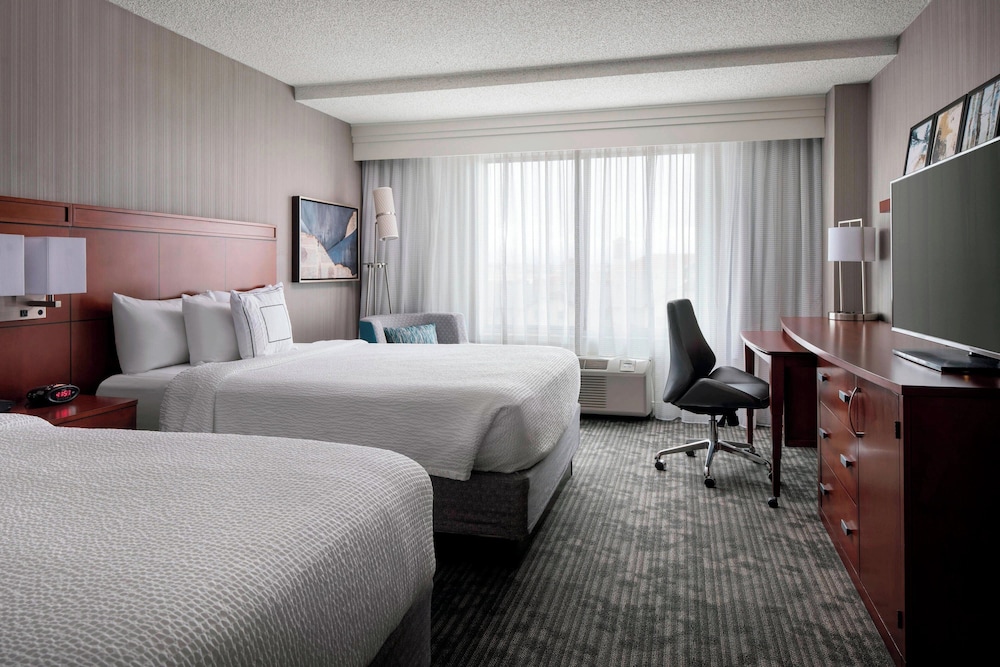 Courtyard by Marriott Denver Airport - photo 7