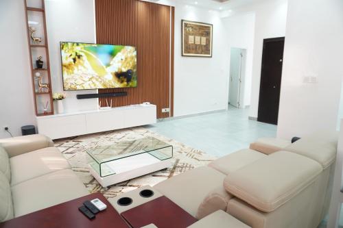F3 Appart Les Ambassades Point E Dakar — 4-Star Luxury Hotel in Dakar, Senegal