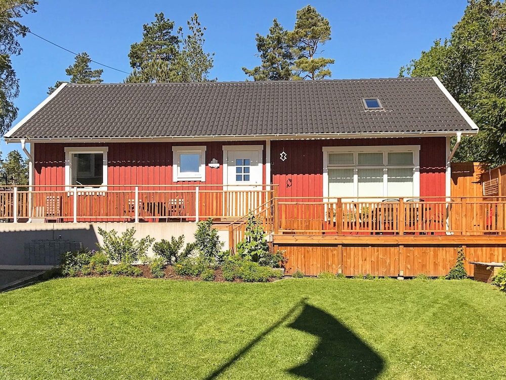 Holiday Home In Lidkoping 13616756 — Lidkoeping