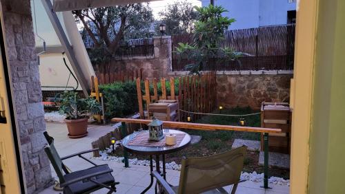 M&M Airport stop Garden Apartment — 4-Star Luxury Hotel in Spata, Greece