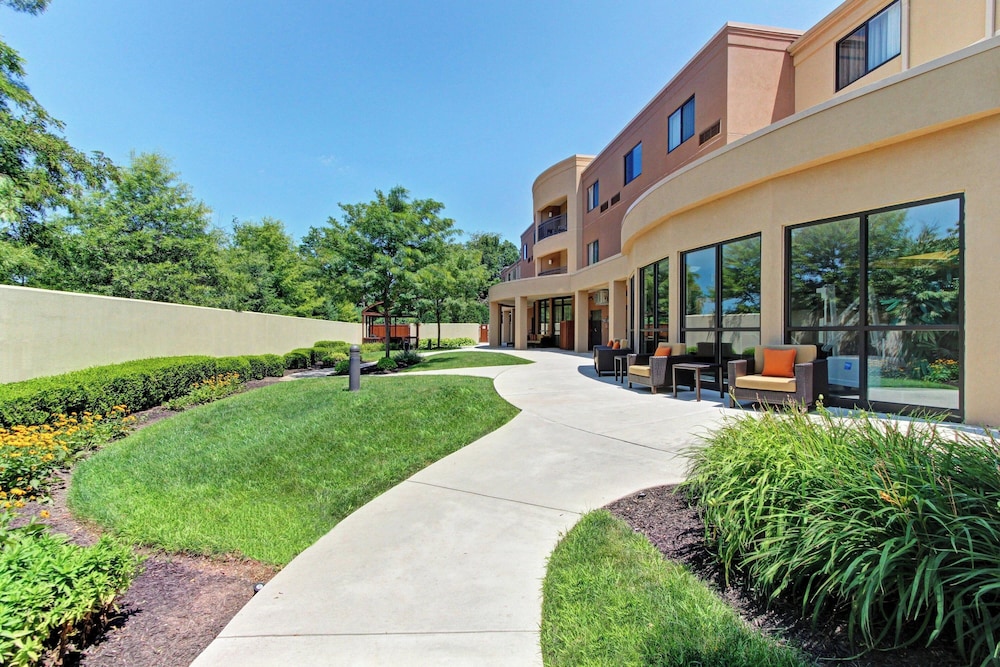 Courtyard by Marriott Harrisburg West Mechanicsburg - photo 49
