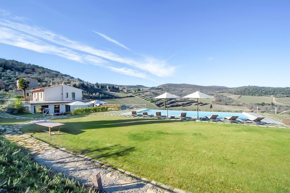 Amore Rentals Villa Mia — 4-Star Luxury Hotel in Panzano In Chianti, Italy