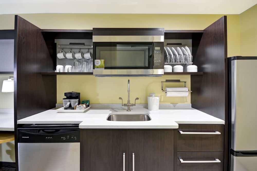 Home2 Suites By Hilton Maumee Toledo - photo 10