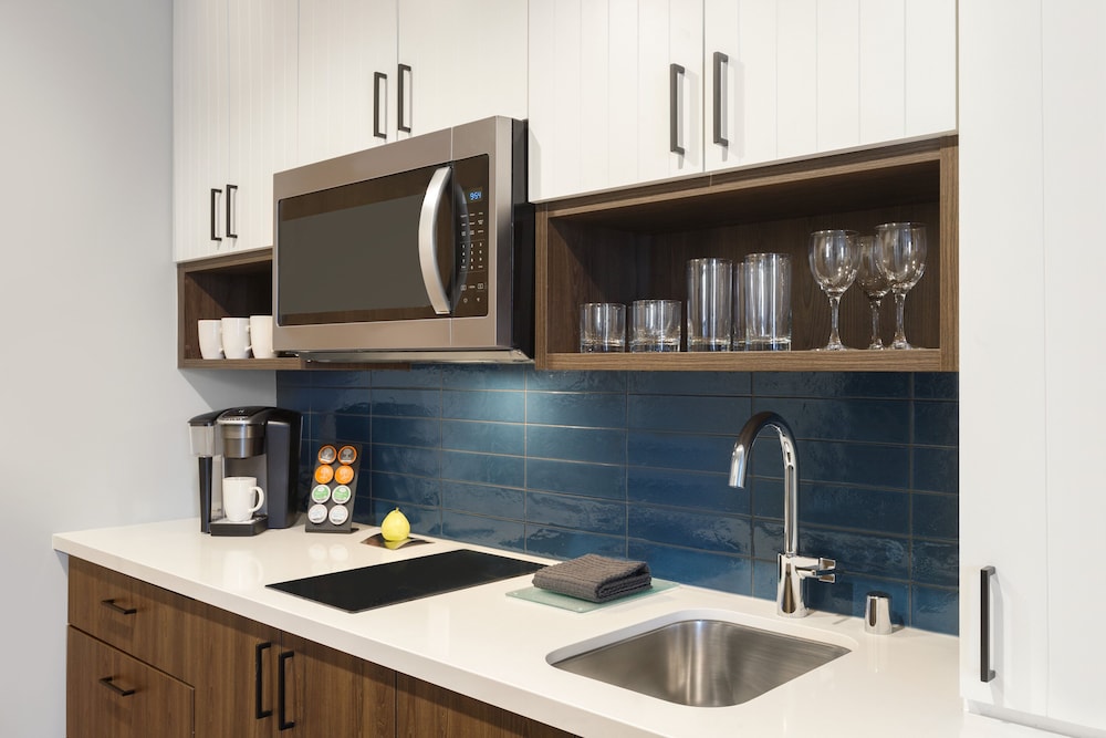 Staybridge Suites Rochester Mayo Clinic Area by IHG - photo 34