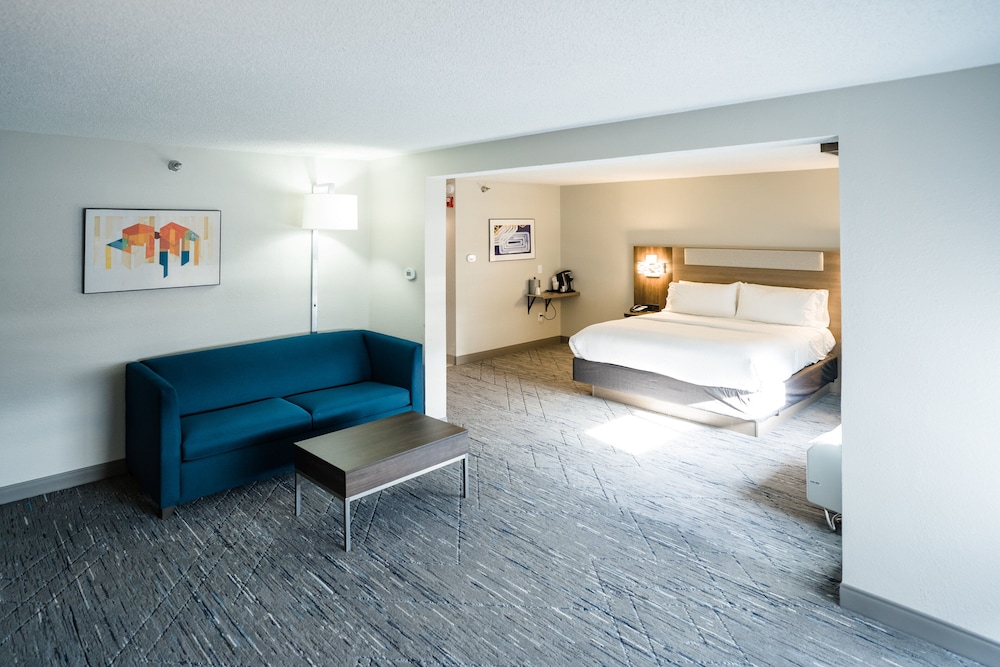 Holiday Inn Express & Suites Knoxville North I 75 Exit 112 by IHG - photo 10