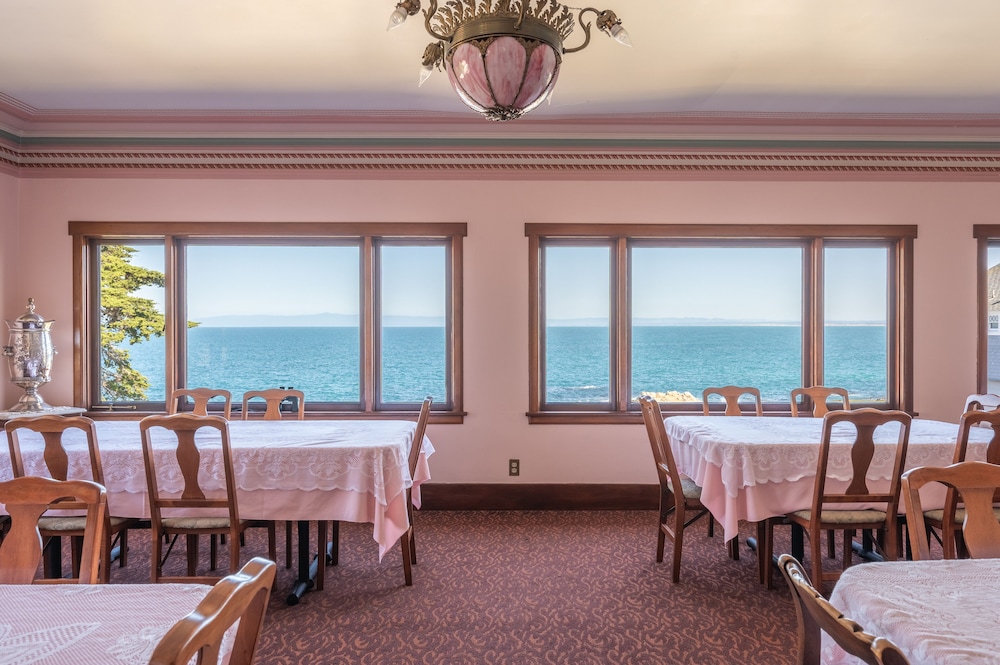 Martine Inn - photo 107