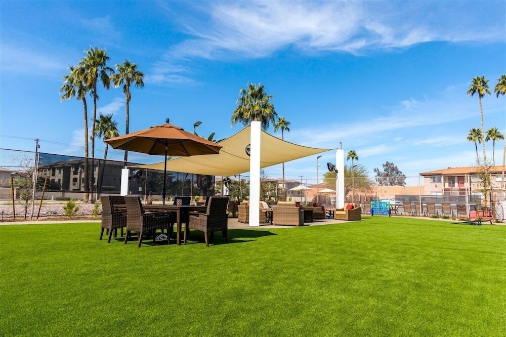 Scottsdale Park Suites - photo 14