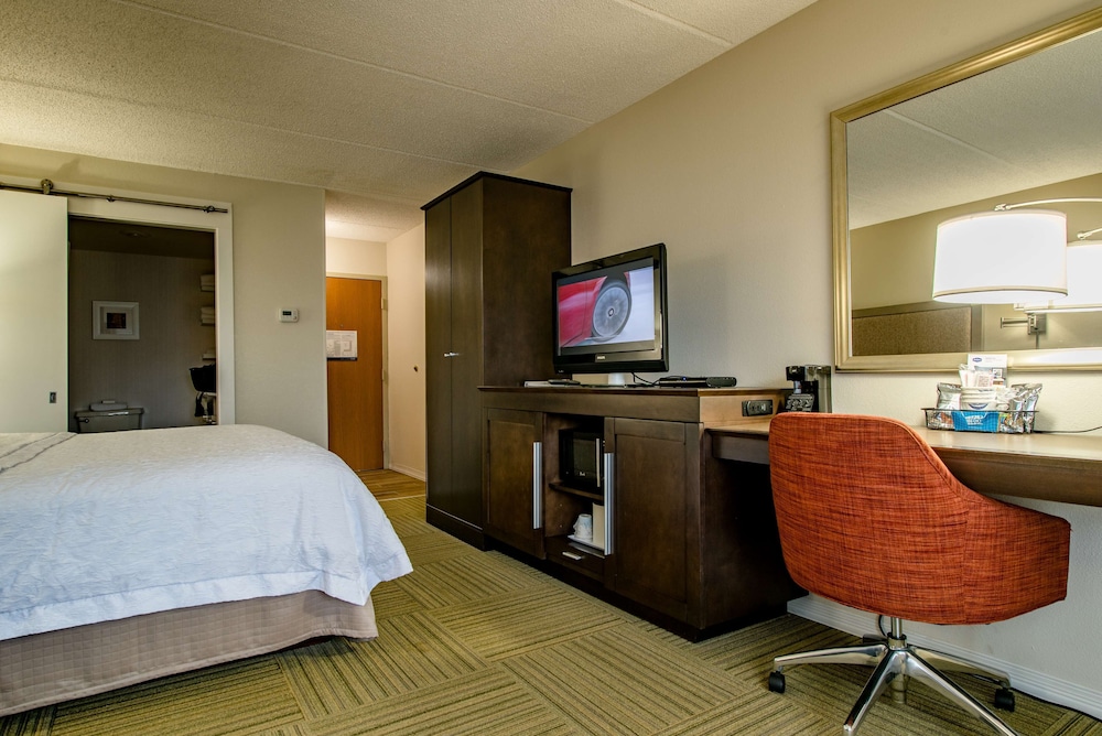 Hampton Inn Caryville I 75 Cove Lake State Park - photo 33