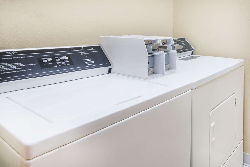 Super 8 by Wyndham Jamestown - photo 14