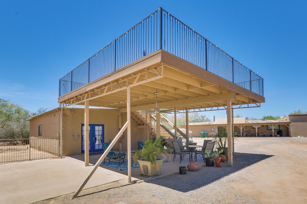 Oro Valley Retreat w Pool Spa & Rooftop Views - photo 28
