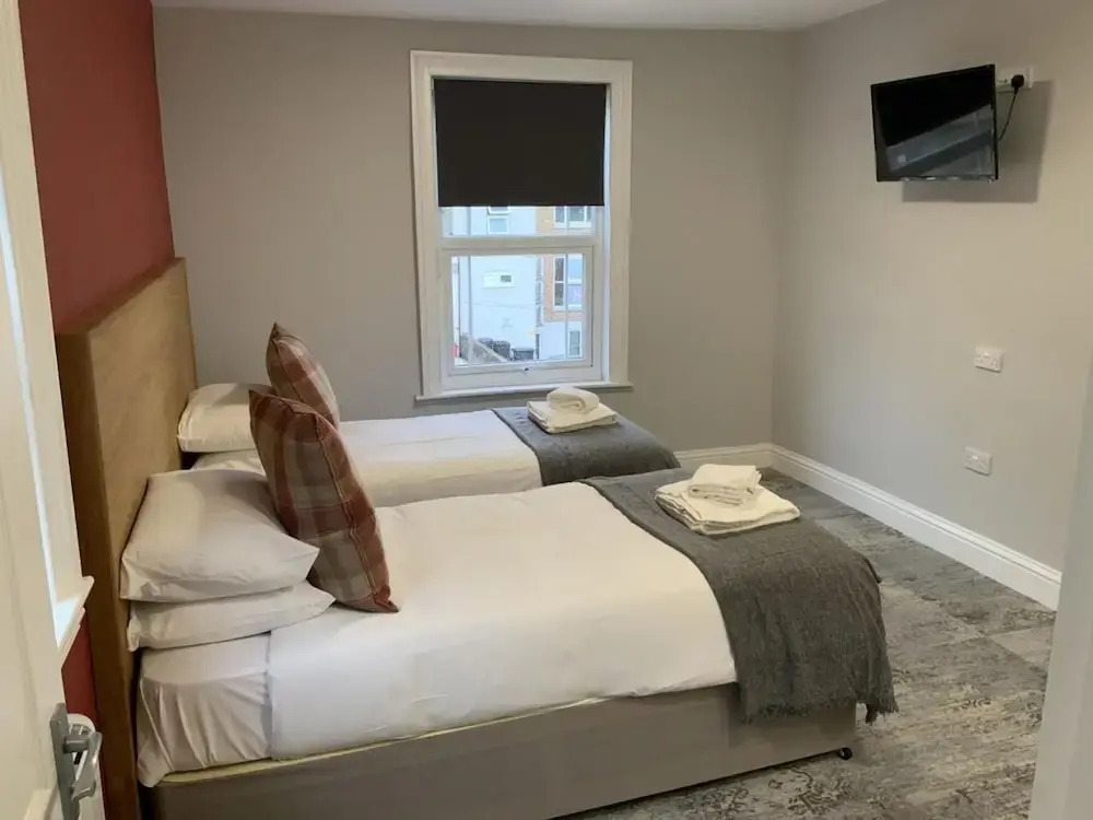 8 Aspland Road — 4-Star Luxury Hotel in Norwich, United Kingdom