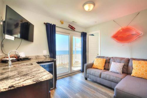 Beach Landing - photo 32