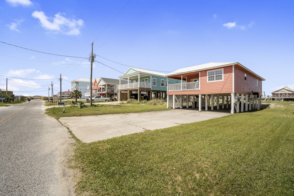 Coral Breeze By Albvr in Gulf Shores, United States